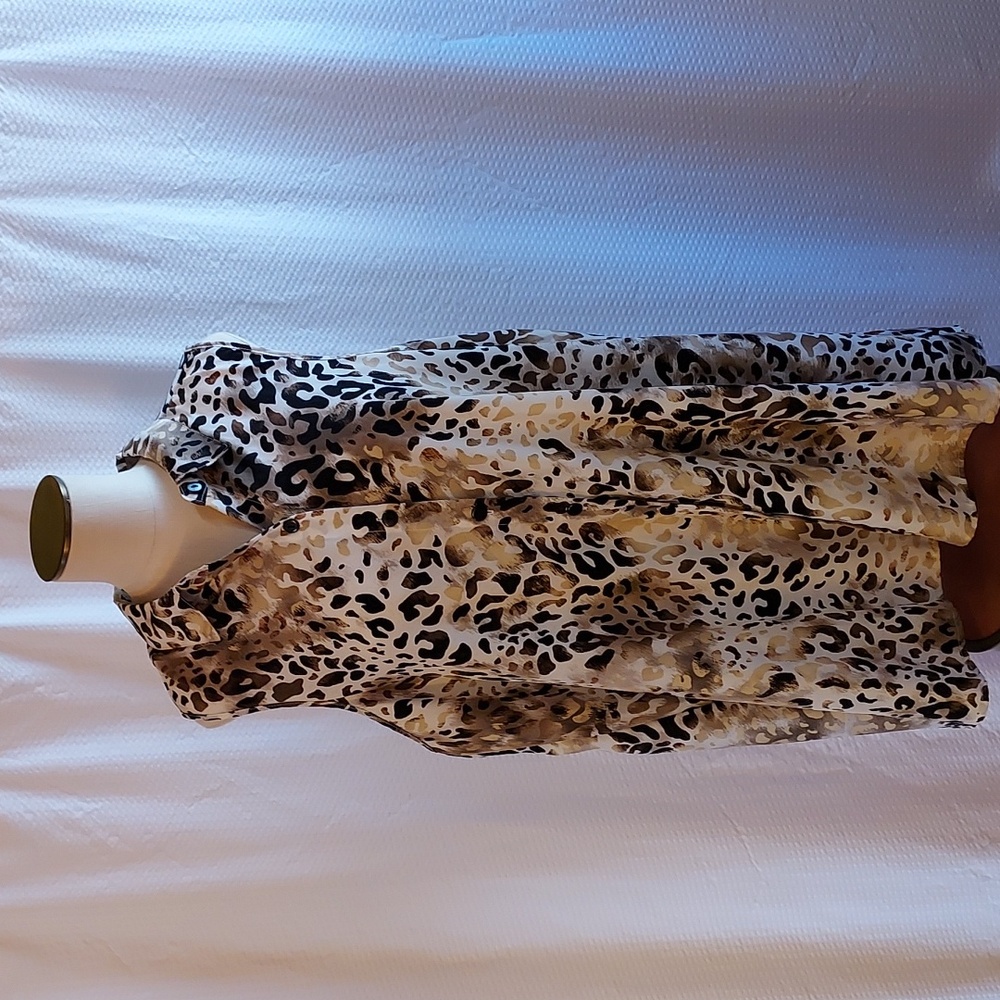 Unique Spectrum Women's Blouse Buttoned Animal Print Oversized Lagenlook…